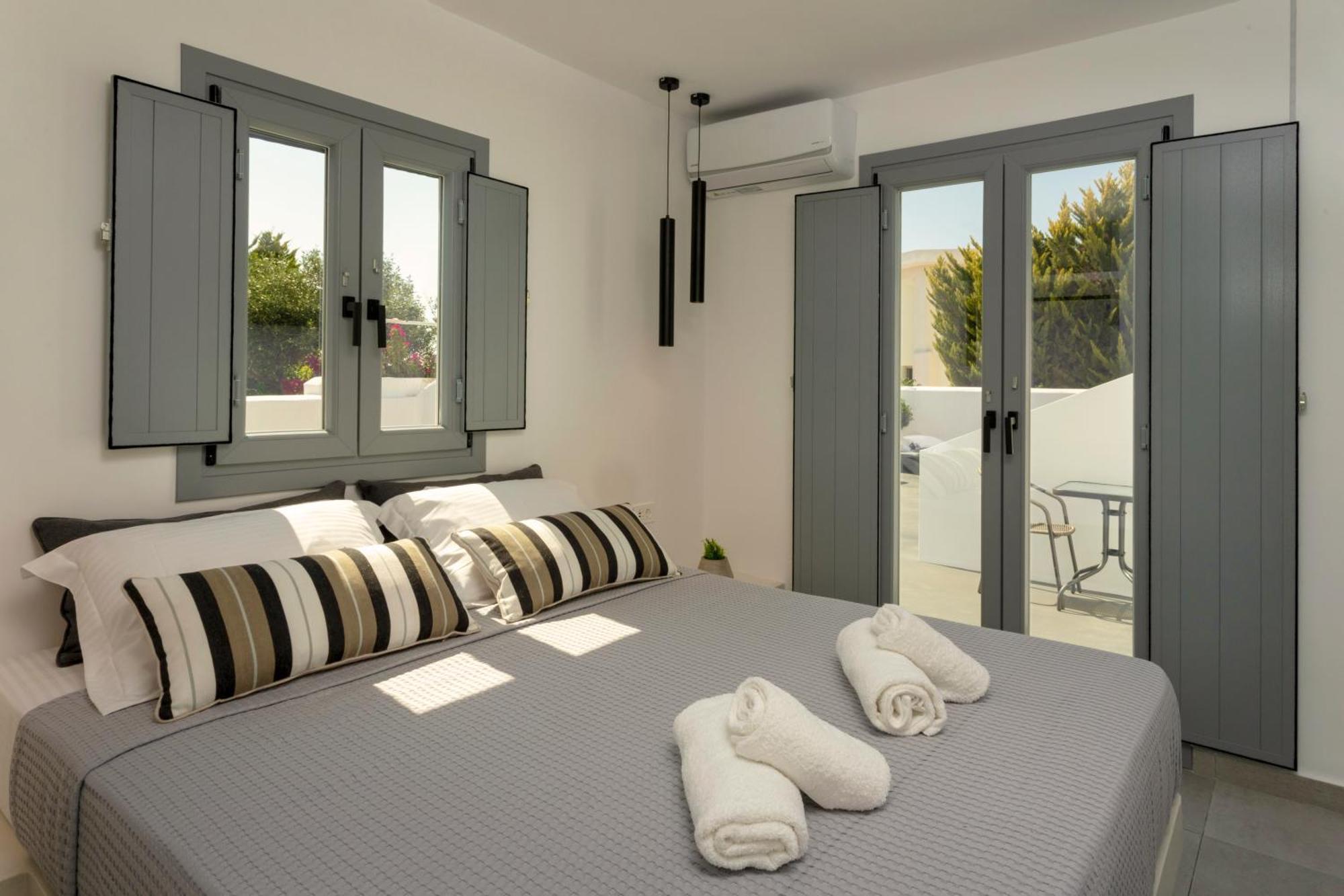 Linea Luxury Suites Fira  Eksteriør billede